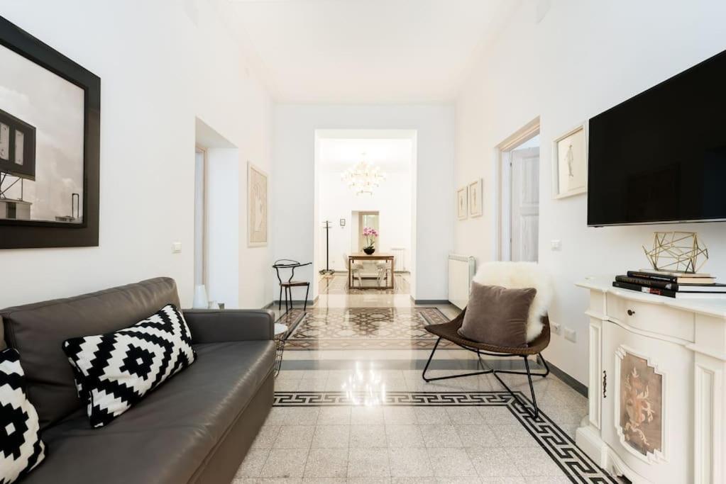 Modern Comfort, Poetic Charm Rome Exterior photo